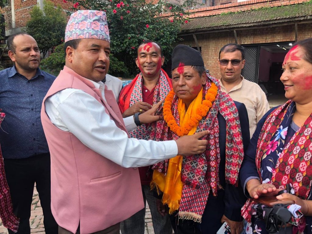 गोलाप्रथाबाट जिसस भक्तपुरको प्रमुखमा एमालेका थापा र उपप्रमुखमा कांग्रेसकी बाडे निर्वाचित